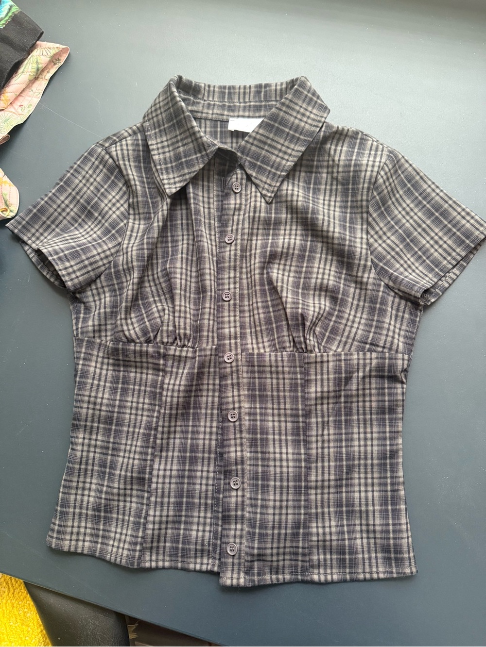 Isalis Plaid Button-Up Short Sleeve Top in Charcoal and Taupe